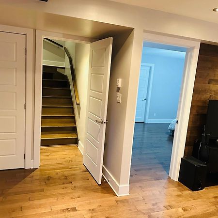 Urban Retreat - 2 Bedroom, 3 Beds, 6 Guests, Free Parking Longueuil Luaran gambar